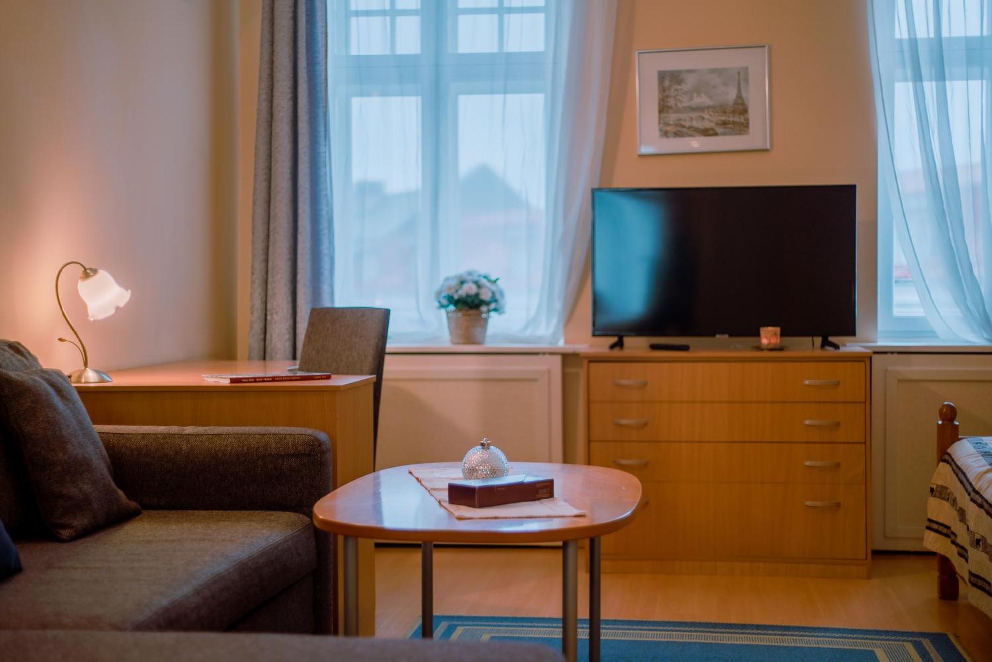 Romeo Family Apartments Tallinn Eksteriør billede