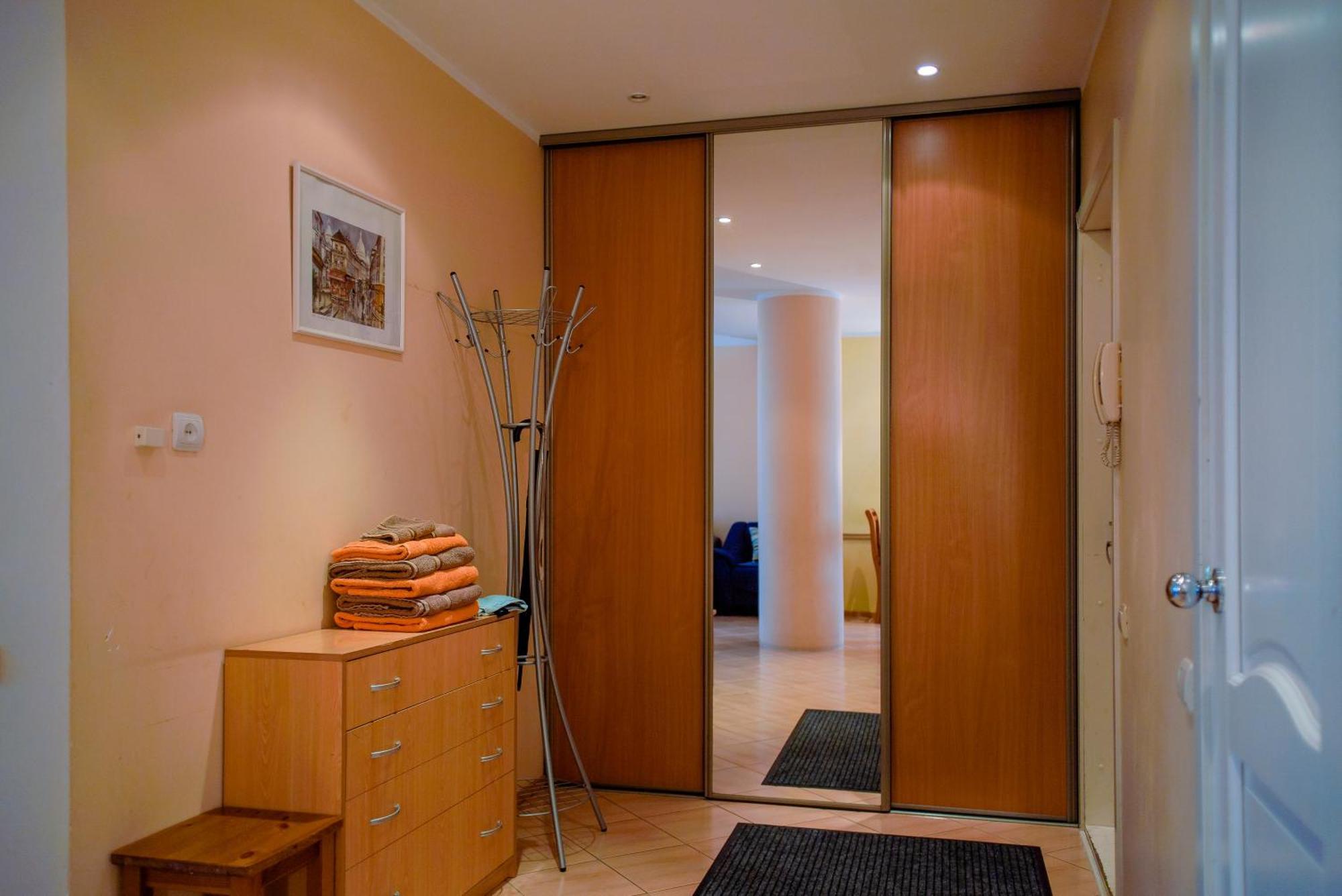 Romeo Family Apartments Tallinn Eksteriør billede