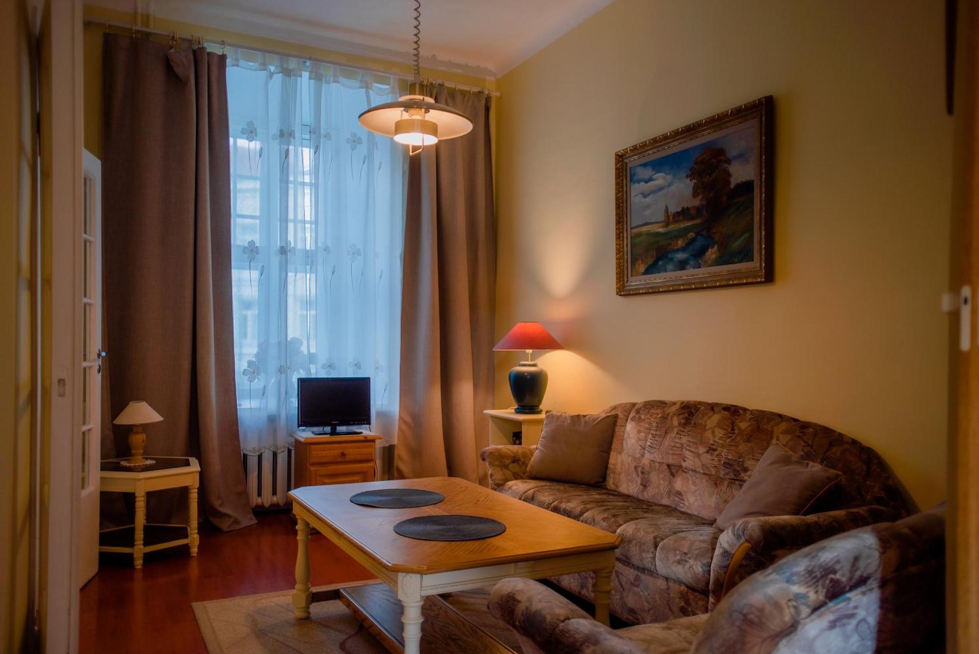 Romeo Family Apartments Tallinn Eksteriør billede