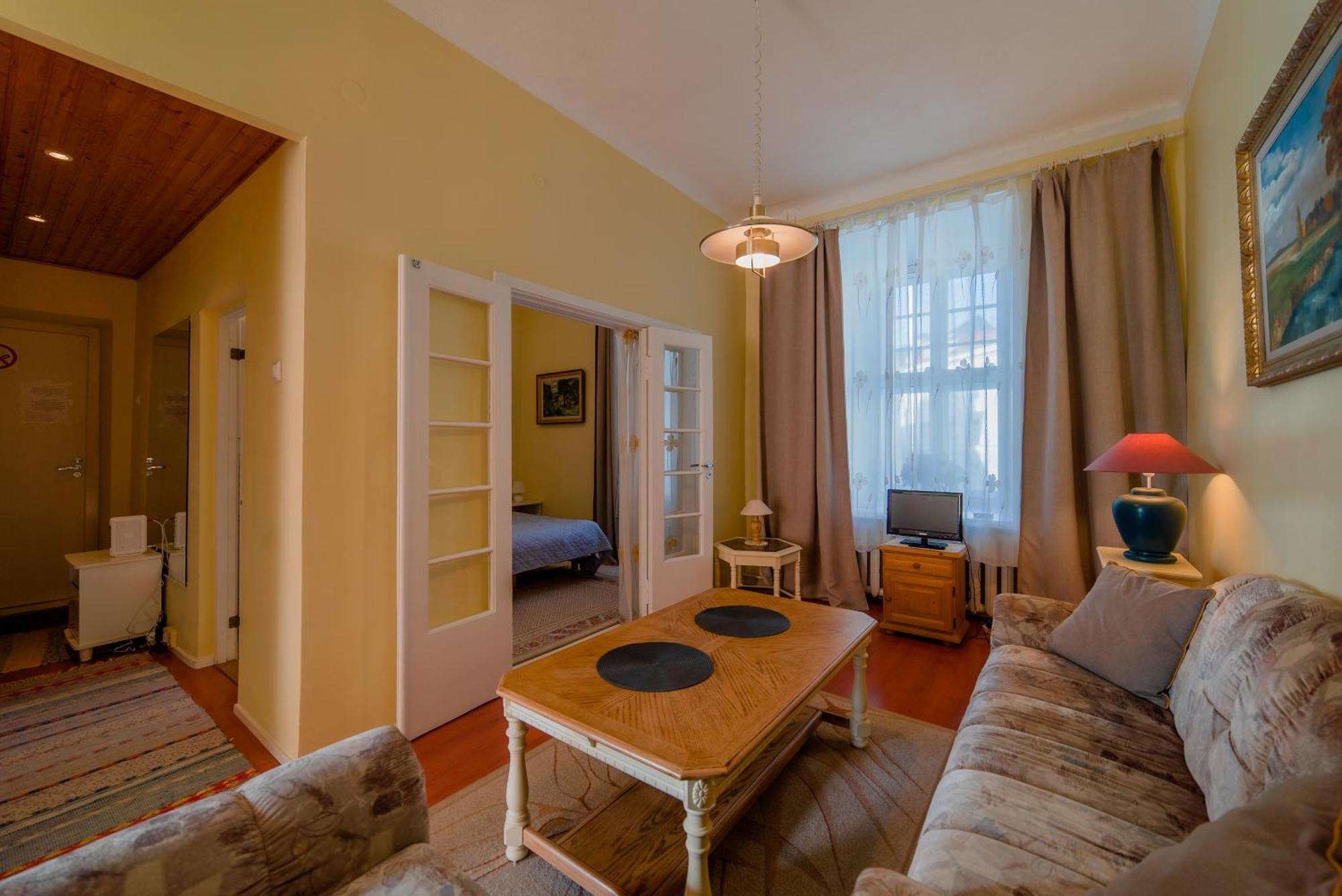 Romeo Family Apartments Tallinn Eksteriør billede